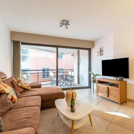 Modern With Sea-view Apartment
