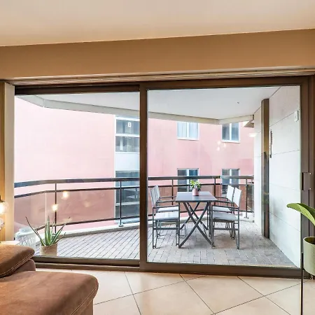 Modern With Sea-view Apartment *