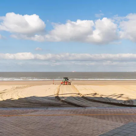 Modern With Sea-view Apartment Blankenberge